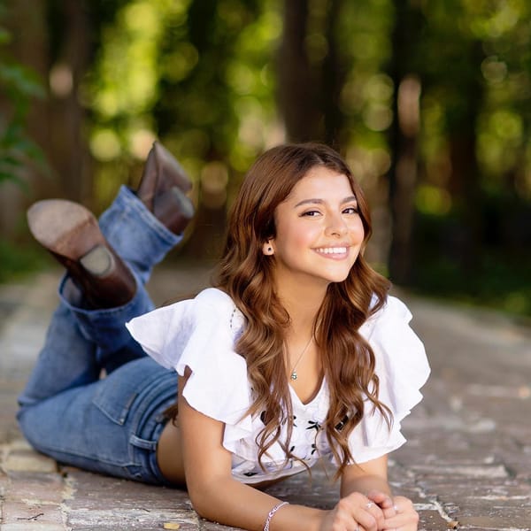 Where is Camila Mendoza Olmos?